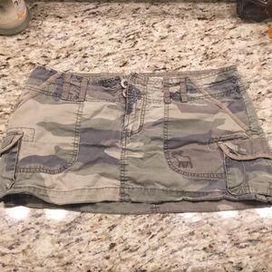 Abercrombie & Fitch camo mini skirt
